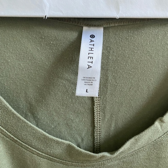 Athlete Green Flowy Tee - Picture 2 of 3